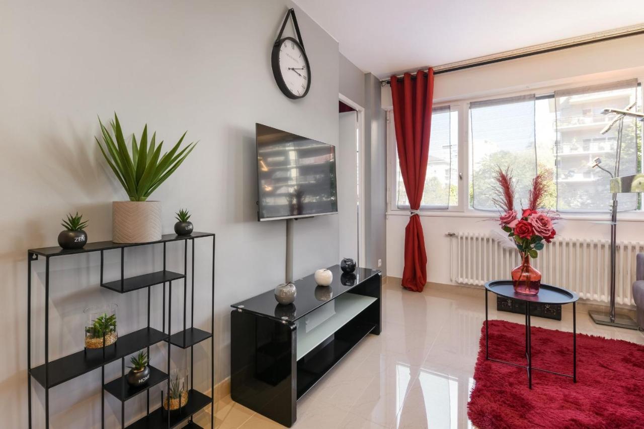 Au Nom De La Rose - Casa Vostra - Caution 800 Eur & Id Requises - Annemasse Apartment Exterior foto